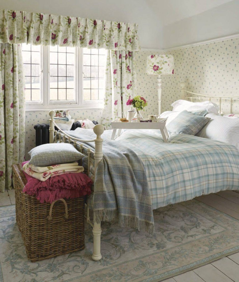 Лора Эшли (Laura Ashley)