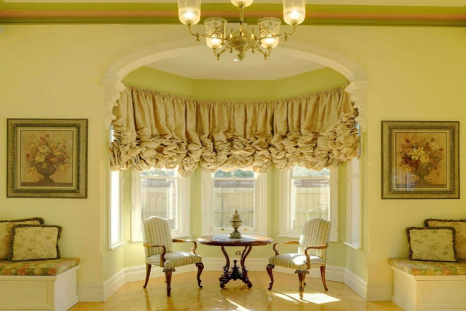 Римские шторы в стиле Ампир в гостиную