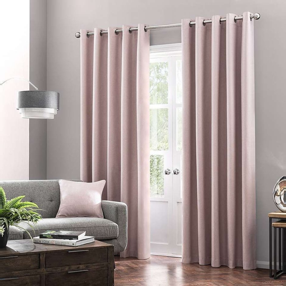 Short Eyelet Curtains in Bedroom