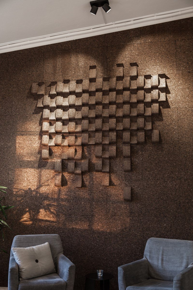 Декоративная стена