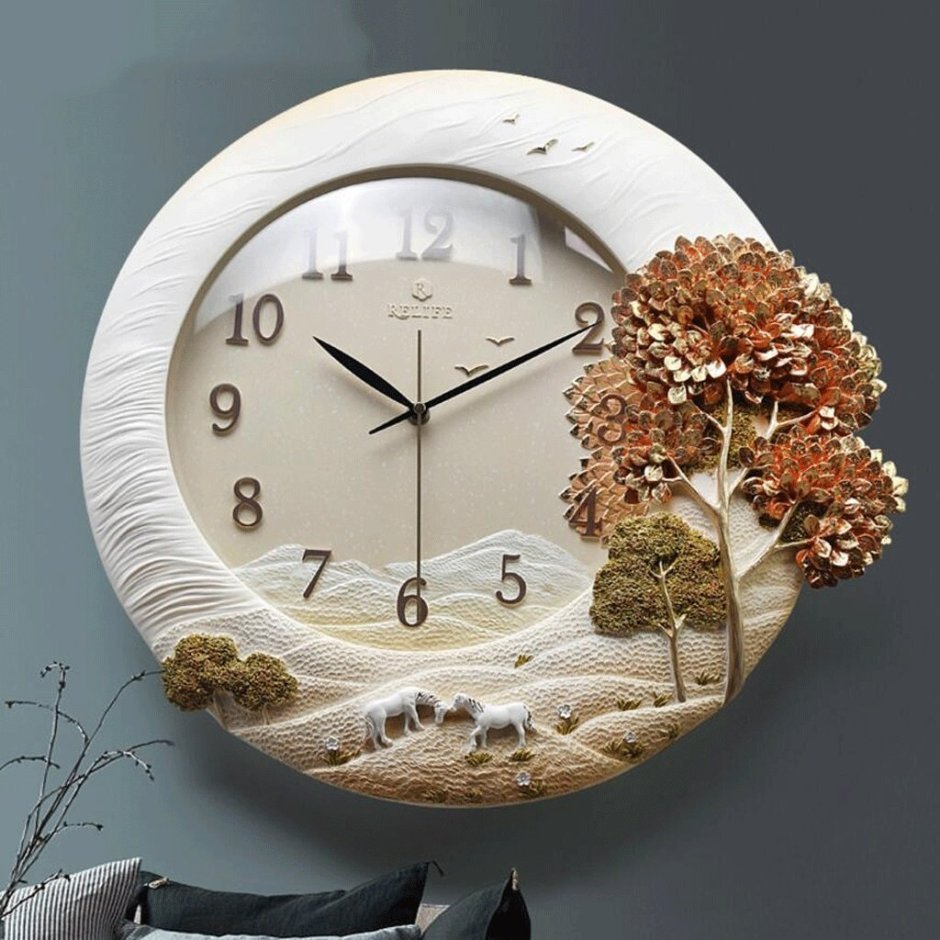 Часы настенные необычные