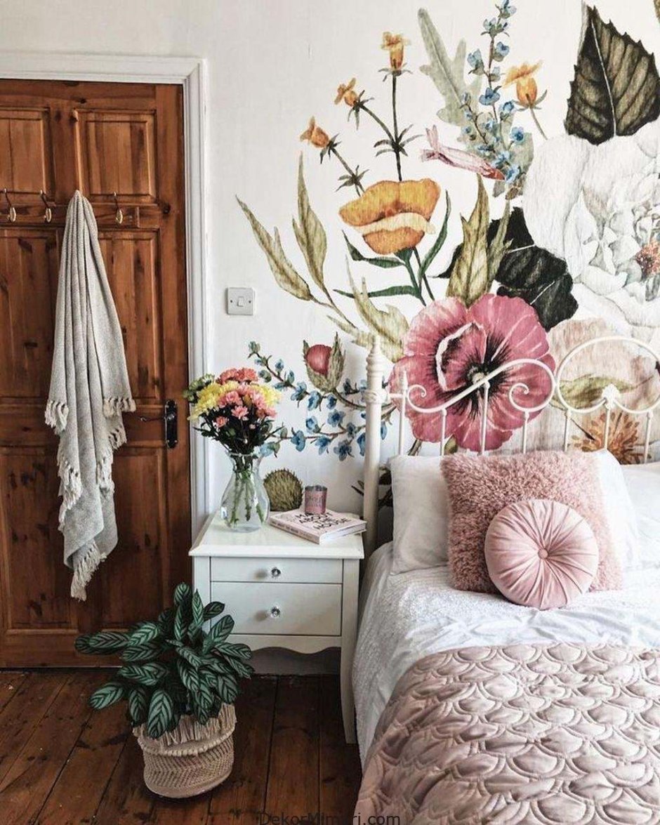 Модная спальня цветы