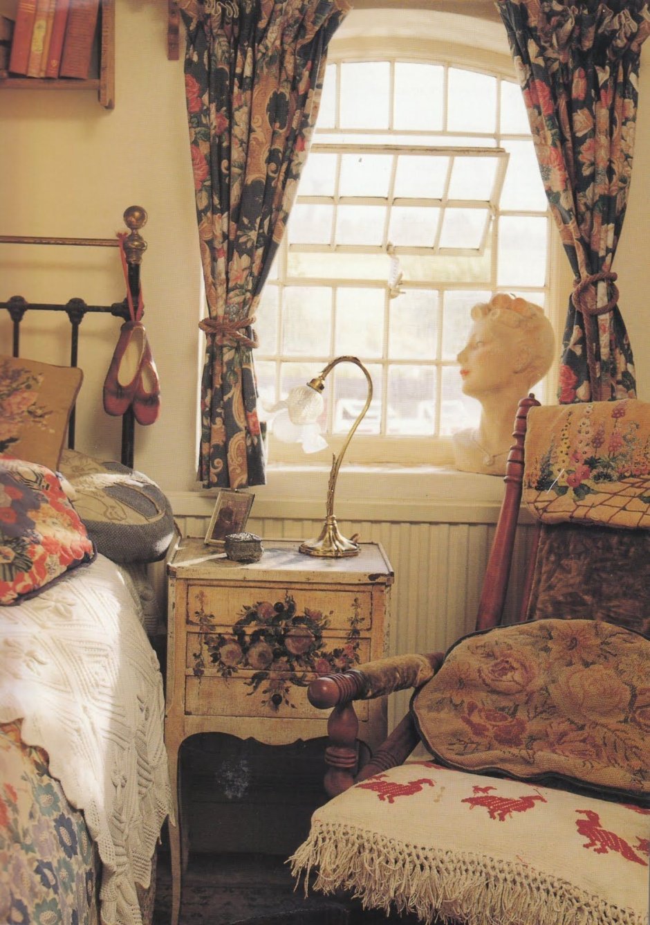 Уютная спальня в винтажном стиле