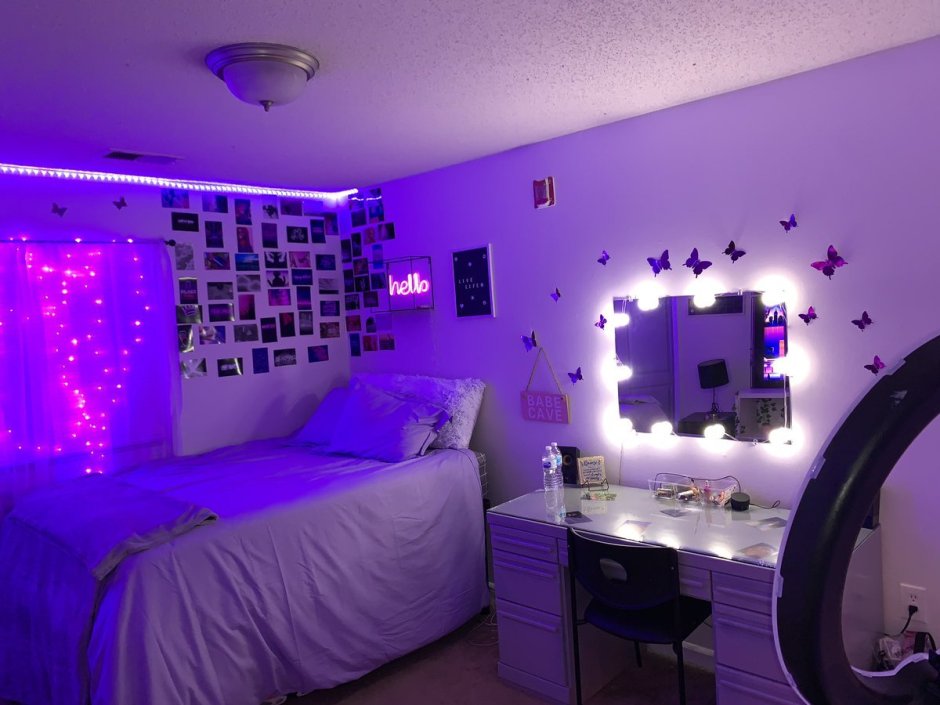 Черно фиолетовая комната подростка