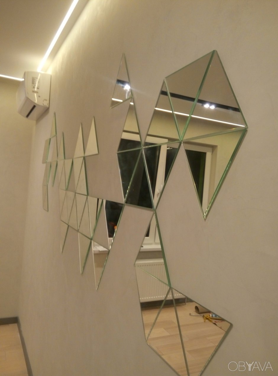 Необычные зеркала на стену