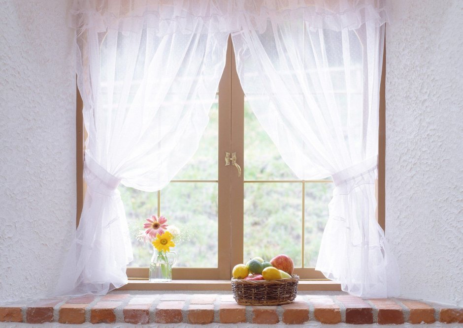 Тюль на кухонное окно