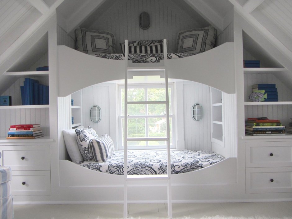 Круглая кровать двухэтажная