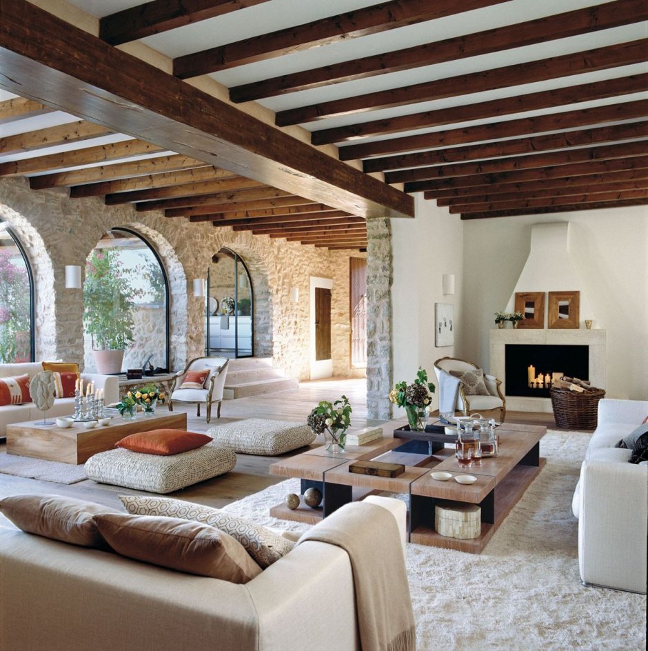 Потолок в средиземноморском стиле