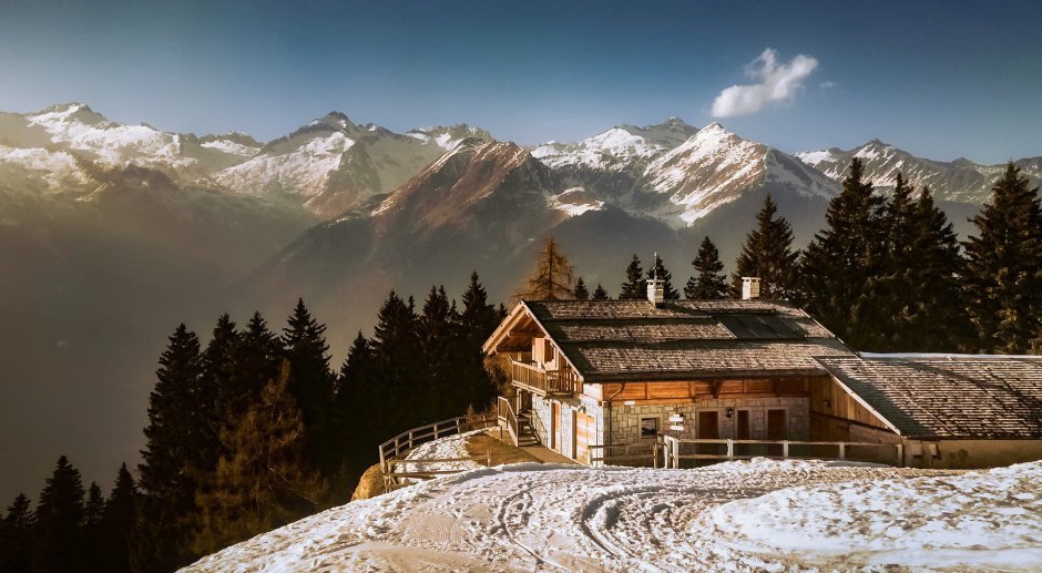 Дом в горах Италии Альпы