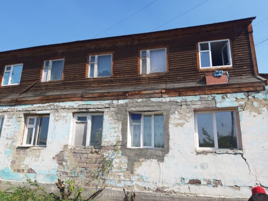 Дом трещины Якутск