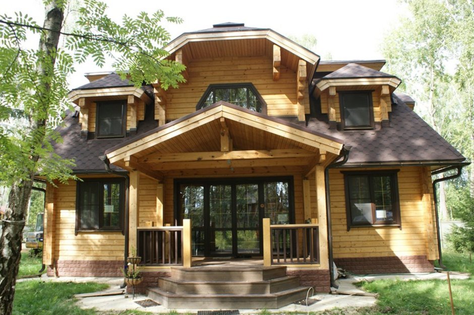 Реальные дома из дерева