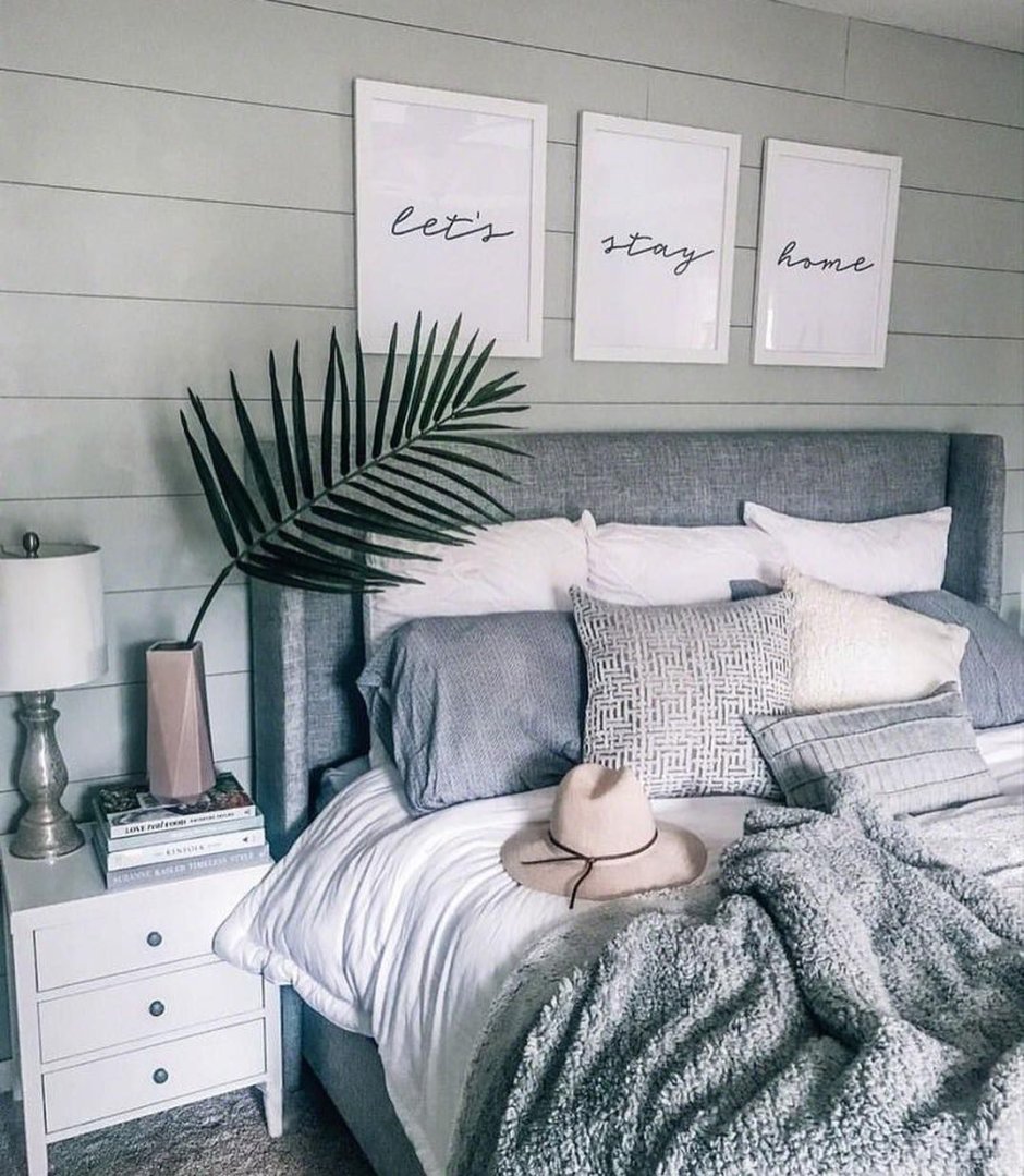 Уютная спальня в серых тонах