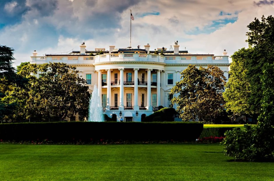 Белый дом (the White House)