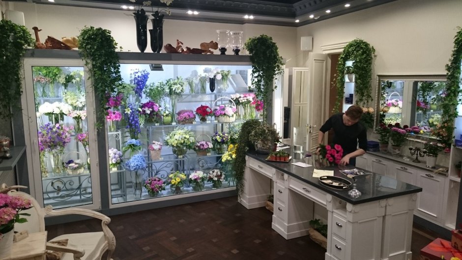 Красивый цветочный магазин