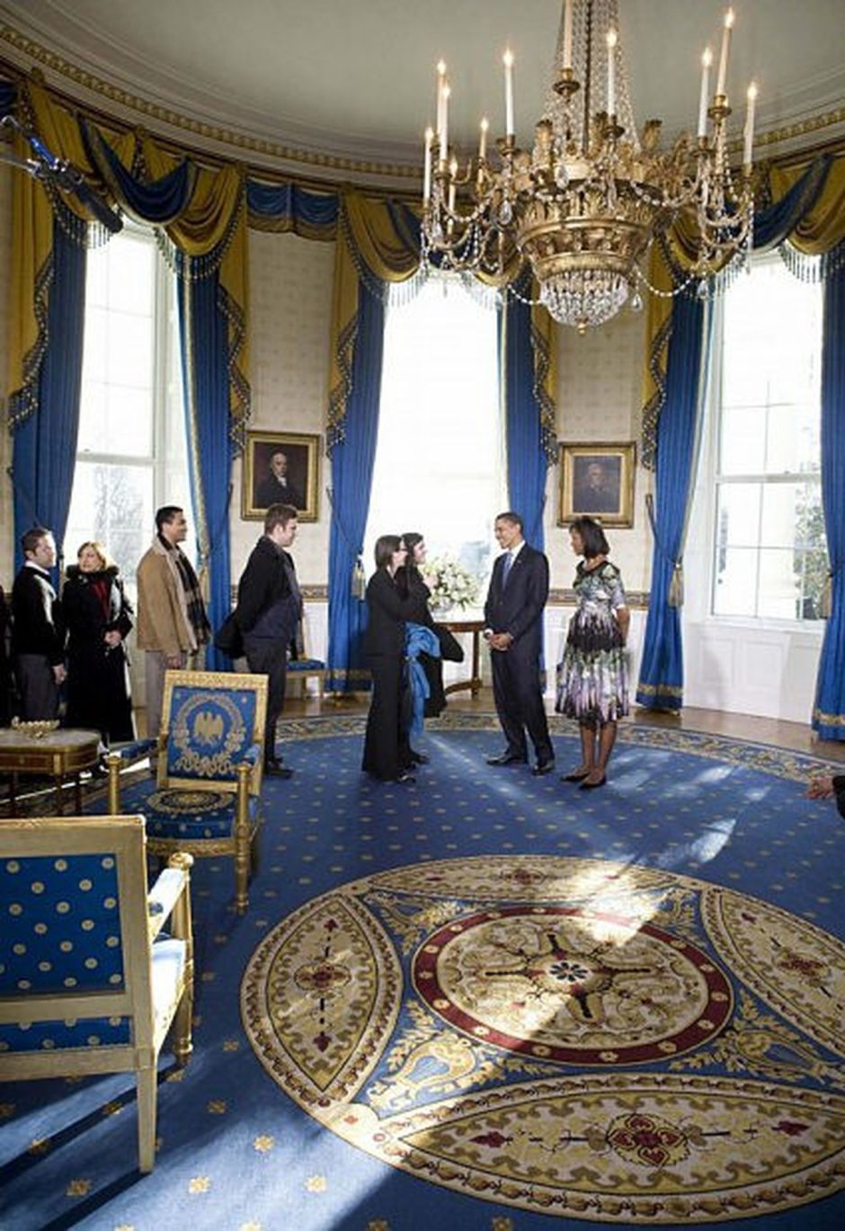 Голубая комната в белом доме Вашингтон