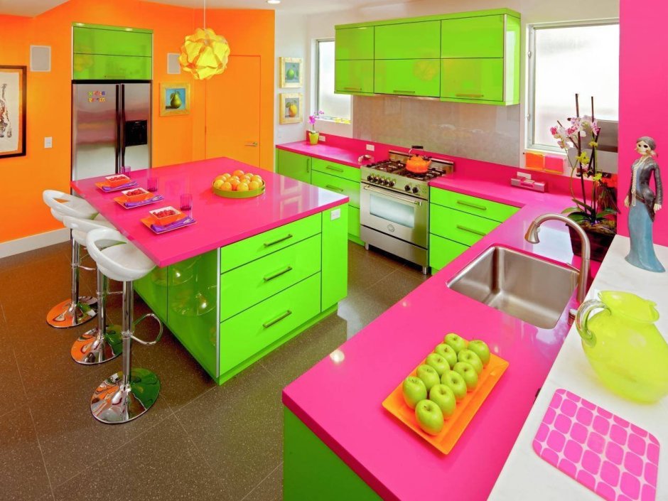 Кухни яркие цвета