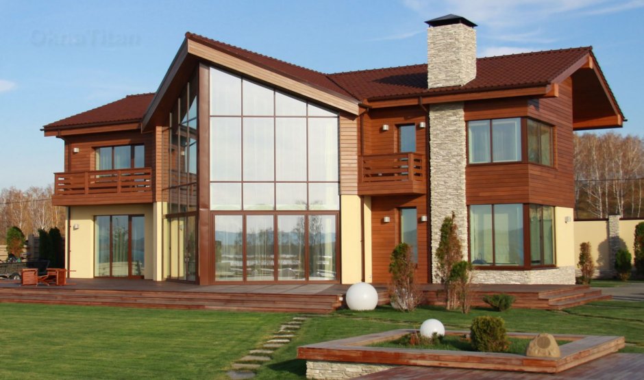Кирпичные дома с панорамными окнами