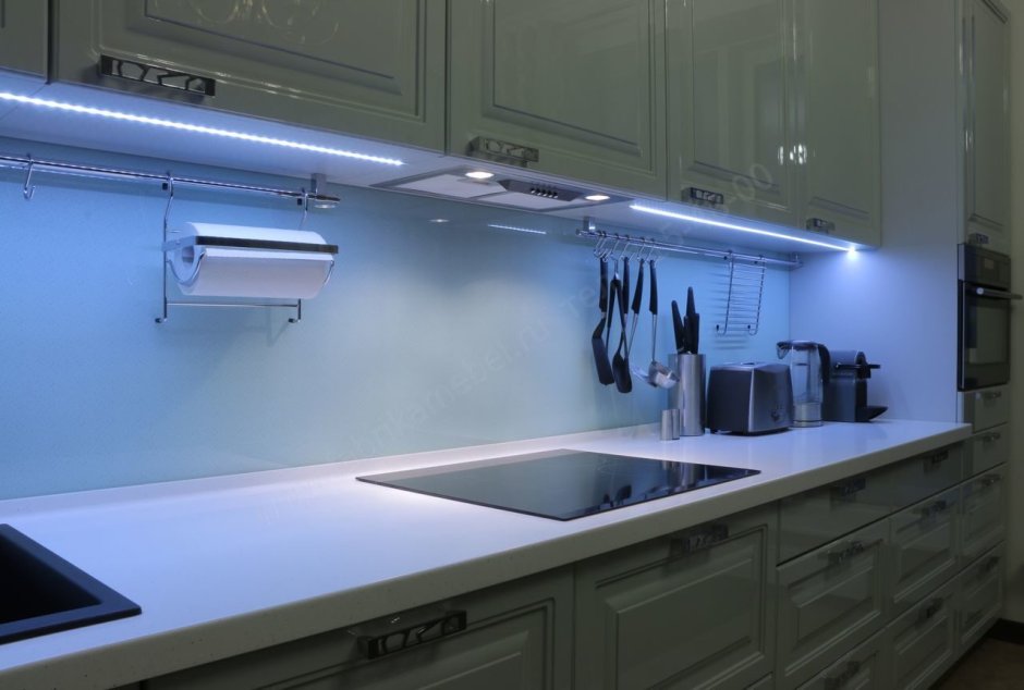 Врезная подсветка для кухни под шкафы