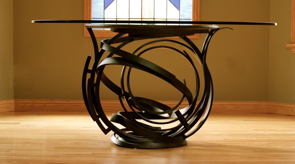 Металлический стол в стиле Модерн