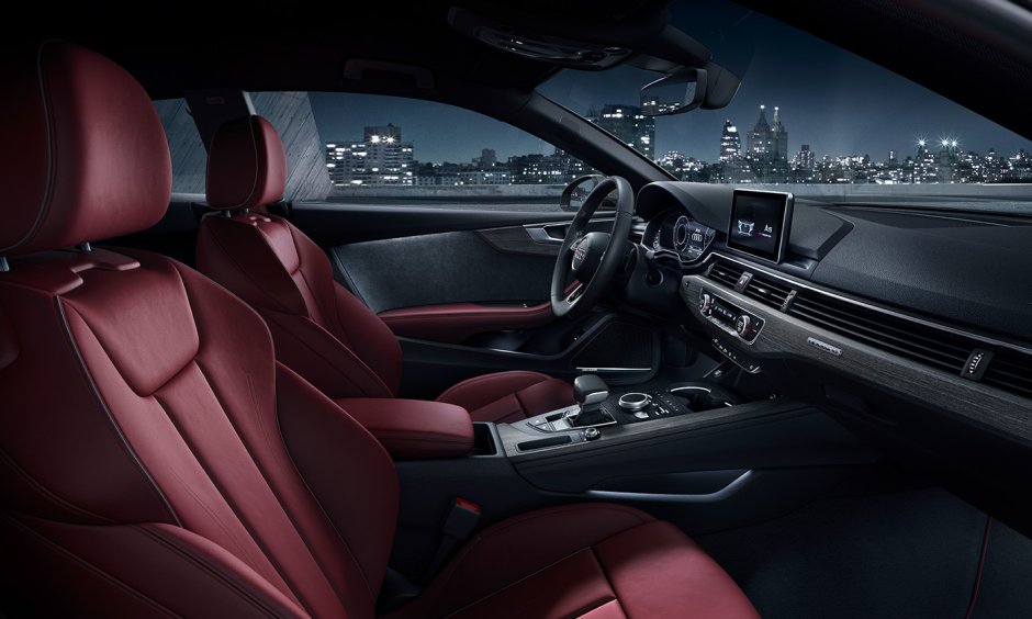 Audi a5 Coupe Luxury Interior