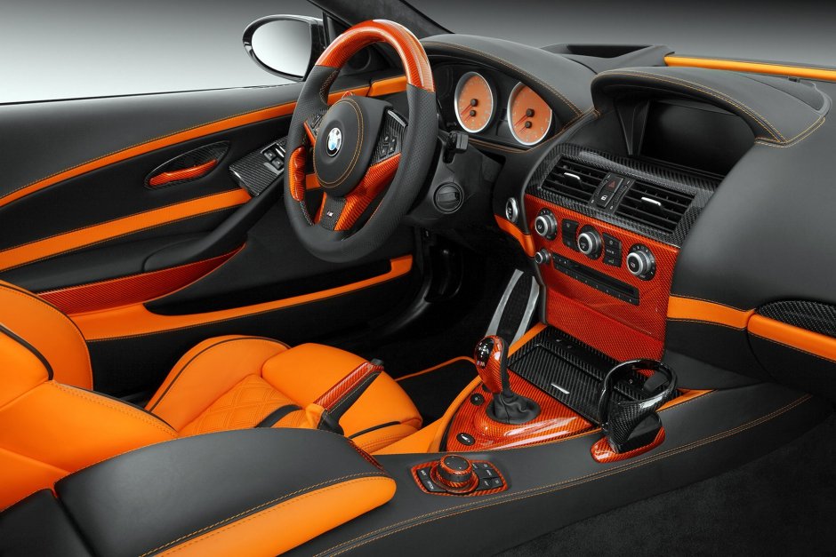 BMW e60 оранжевый черный салон