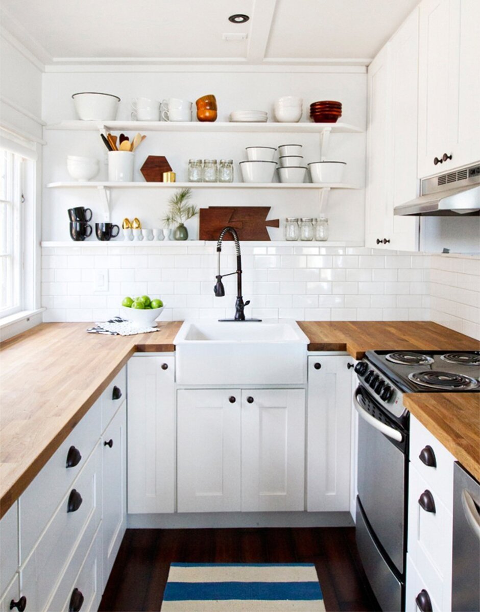 Икеа белая кухня с деревянной столешницей 2100