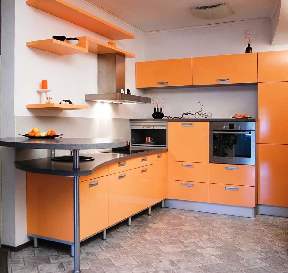 Оранжевая кухня