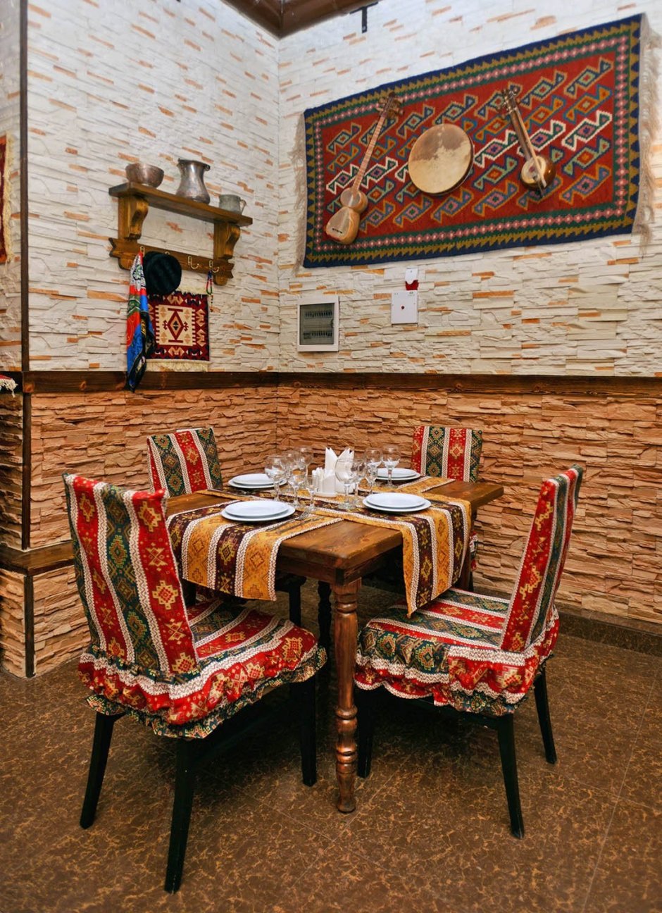 Азербайджанское кафе в Баку