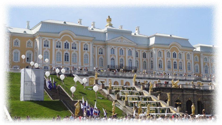 Большой дворец в Петергофе Растрелли