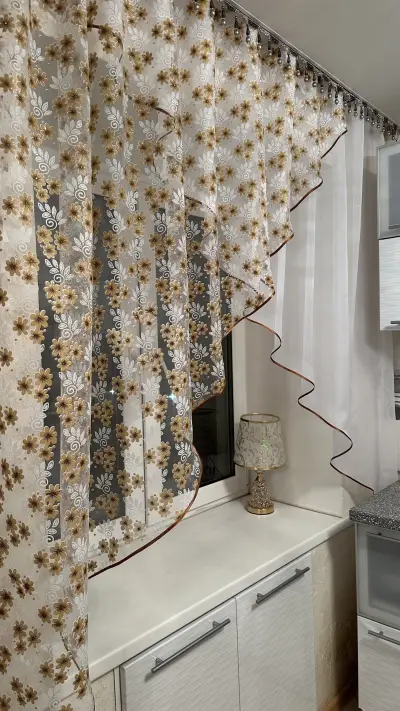 Шторы для кухни треугольники 170х300см бежевый с золотом органза вуаль