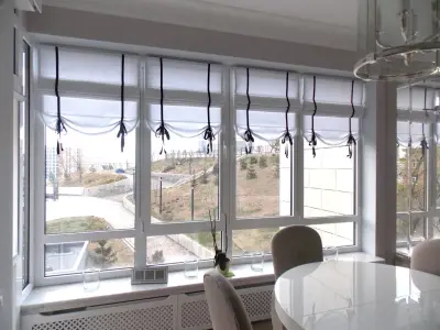 Римские шторы для кухни на пластиковое окно двустворчатое