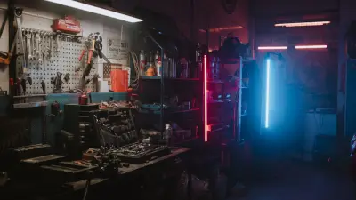 В стиле киберпанк — интерьер гаража