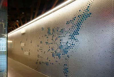 Перфорированные панели в интерьере — перфорированная стена
