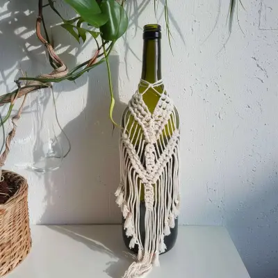 Декор бутылки — макраме на бутылке