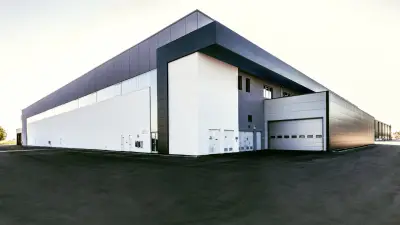 Промышленное здание — здание из сэндвич панелей