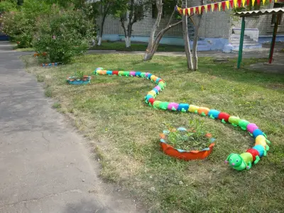 Украшение участка в детском саду