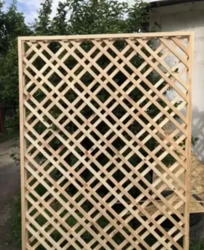 Решетка из реек для беседки — деревянная решетка