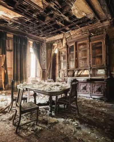 Старинный интерьер — заброшенные особняки